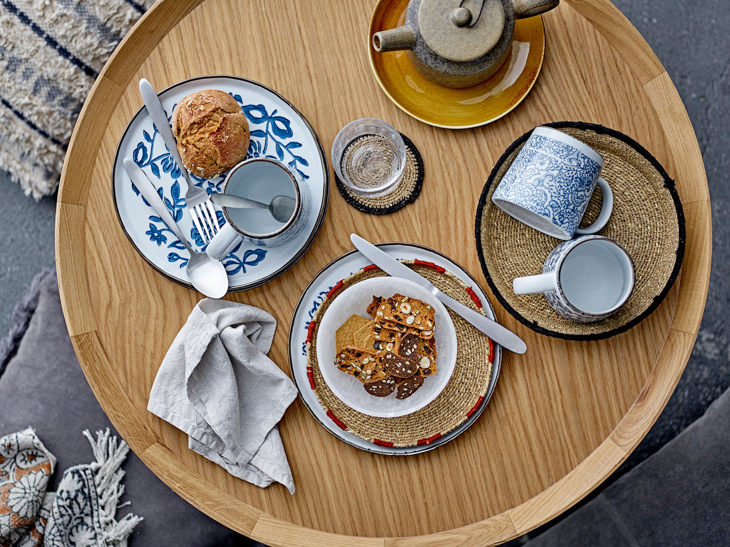 Assiettes en grès bleues - MOLLYMaison Bloom Concept