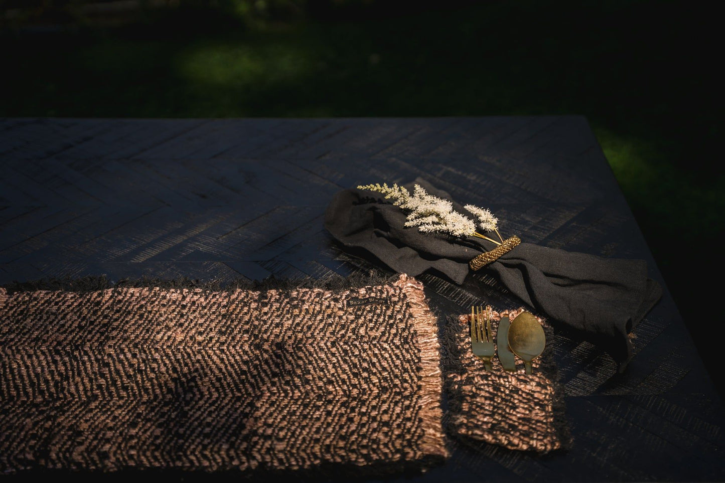 Serviettes de table noires en lin - Set de 4Maison Bloom Concept