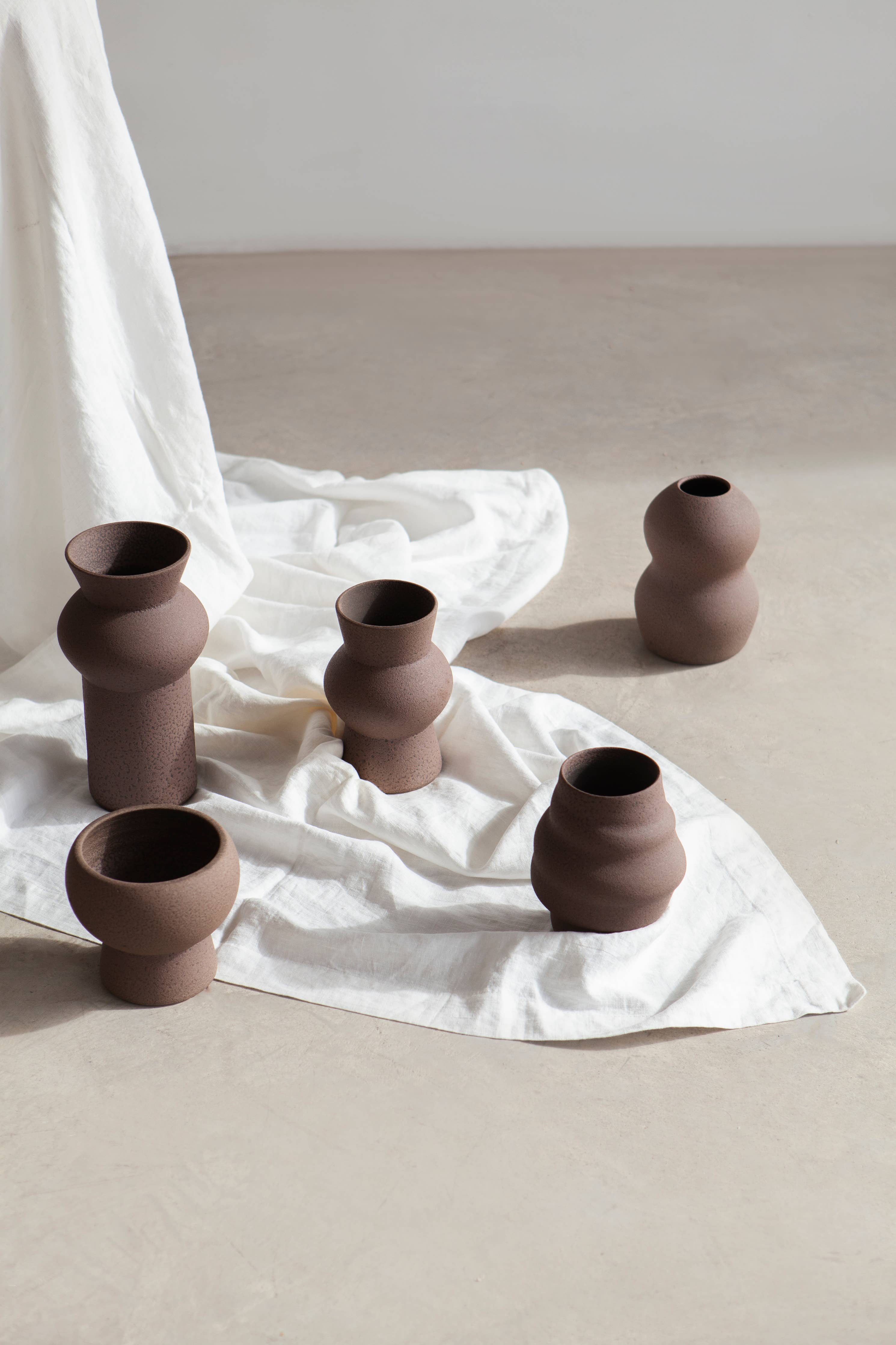 vase-organique-ceramique-fait-main