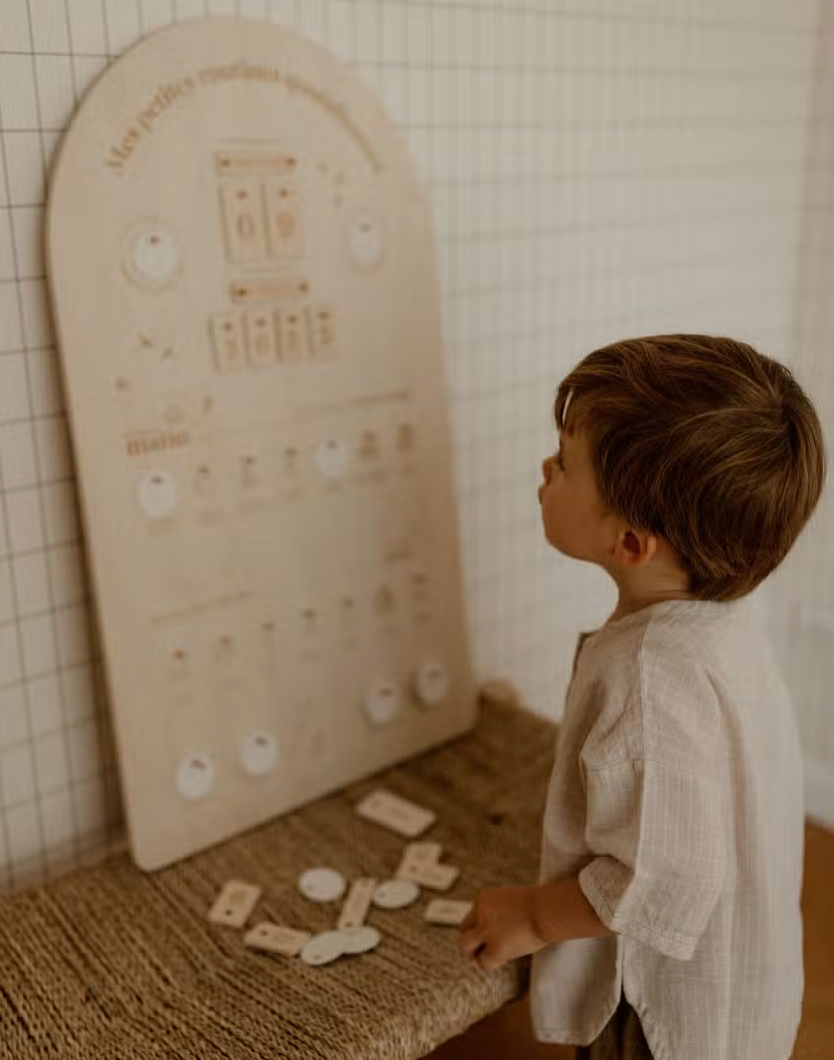 Tableau "mes petites routines" en bois