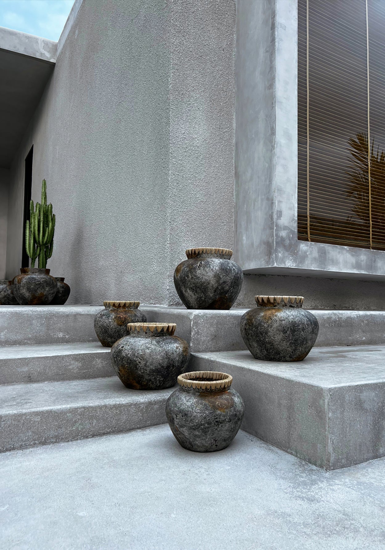 Vase antique gris - The Styly - MMaison Bloom Concept 