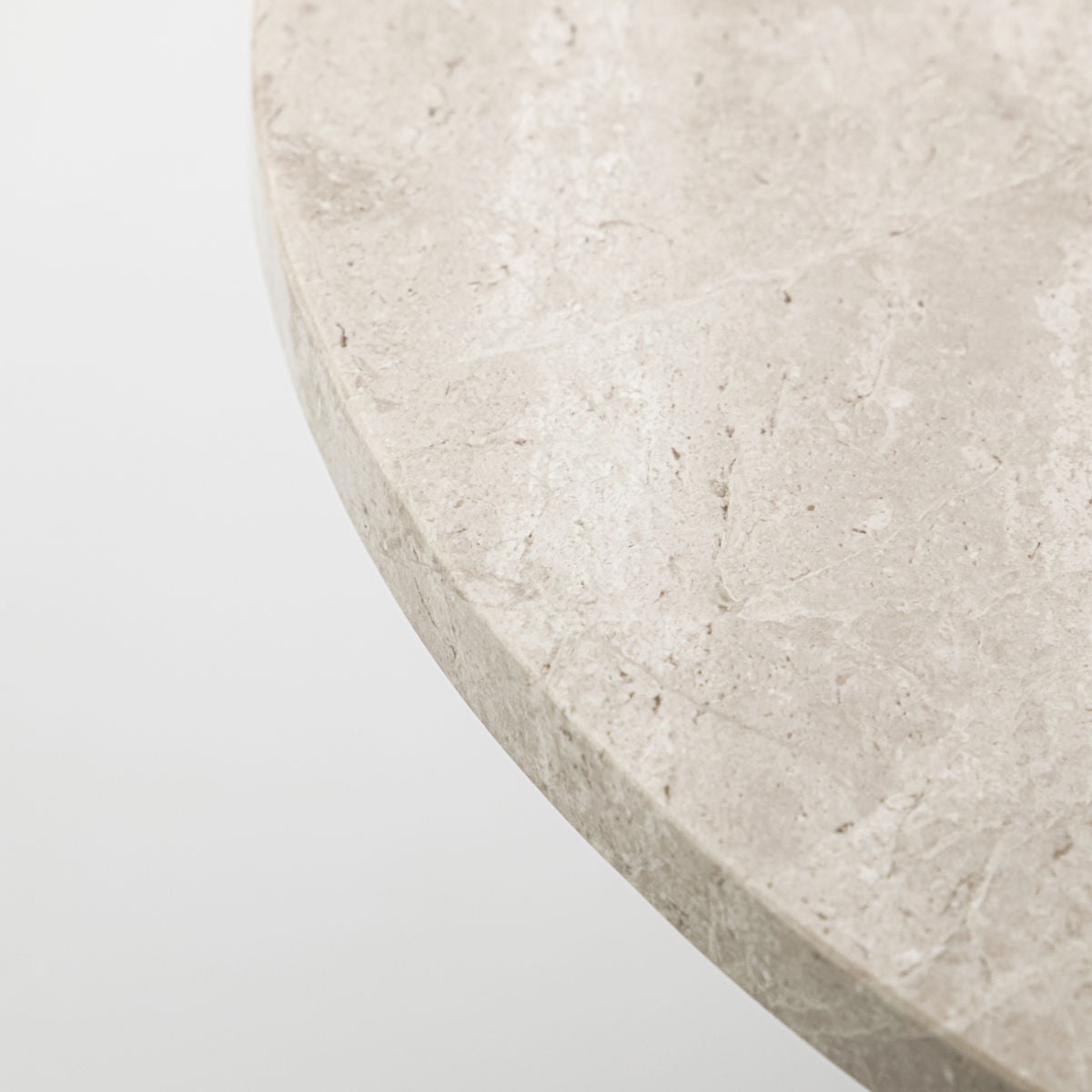 Table basse ronde en marbre beige - MARBMaison Bloom Concept 
